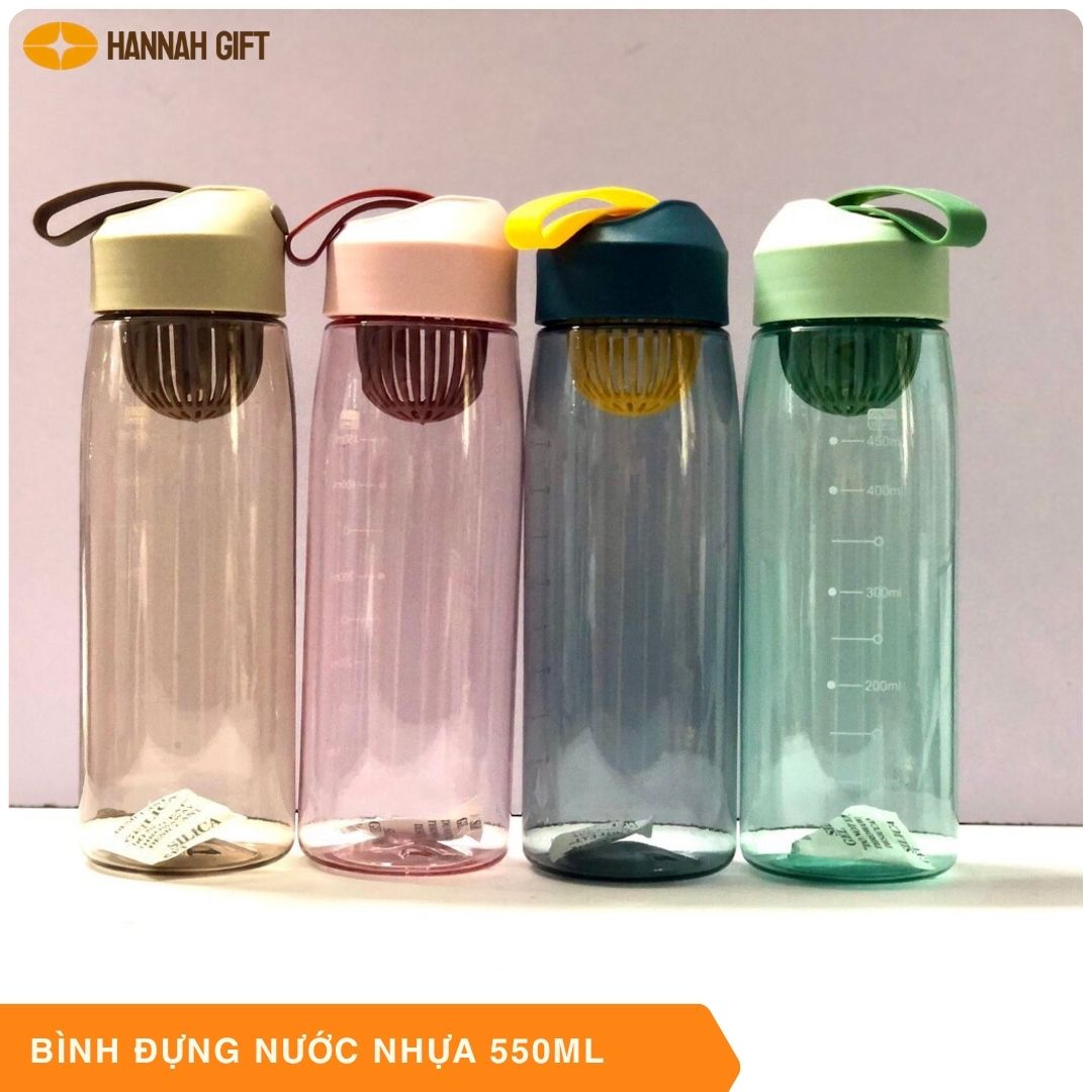 QUÀ TẶNG BÌNH NƯỚC NHỰA – TIỆN LỢI, TRẺ TRUNG, GIÁ TỐT