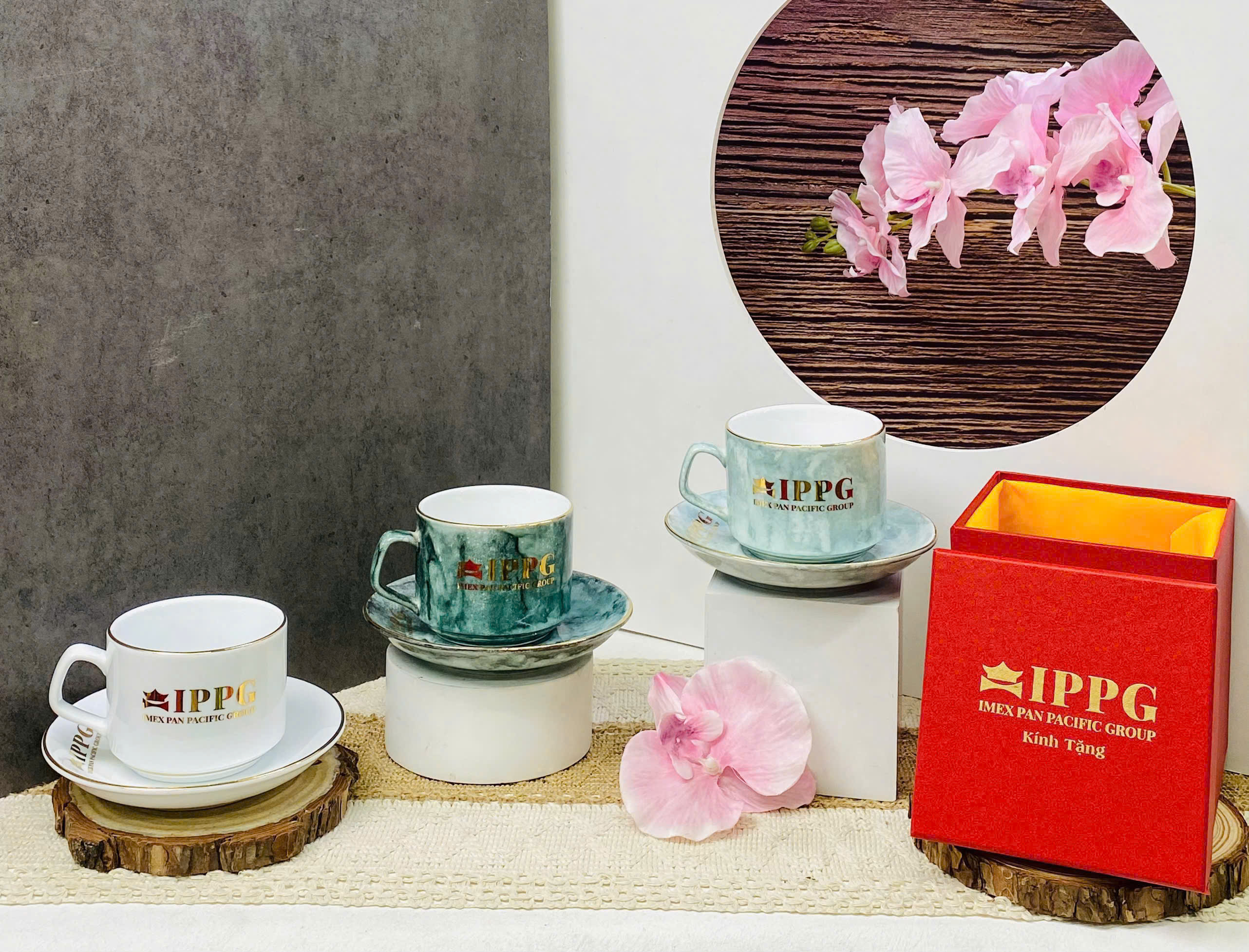 BỘ TÁCH SỨ CHO QUÁN CAFE – TINH TẾ TỪ TRẢI NGHIỆM KHÁCH HÀNG