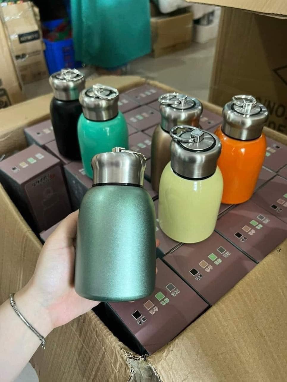 BÌNH GIỮ NHIỆT 350ML – NHỎ GỌN, TIỆN LỢI, ĐA NĂN