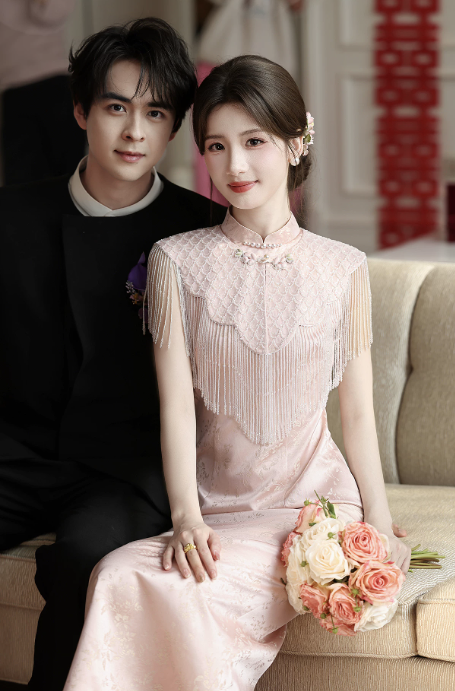 Sườn xám gấm cổ tàu tua rua thanh lịch_I67