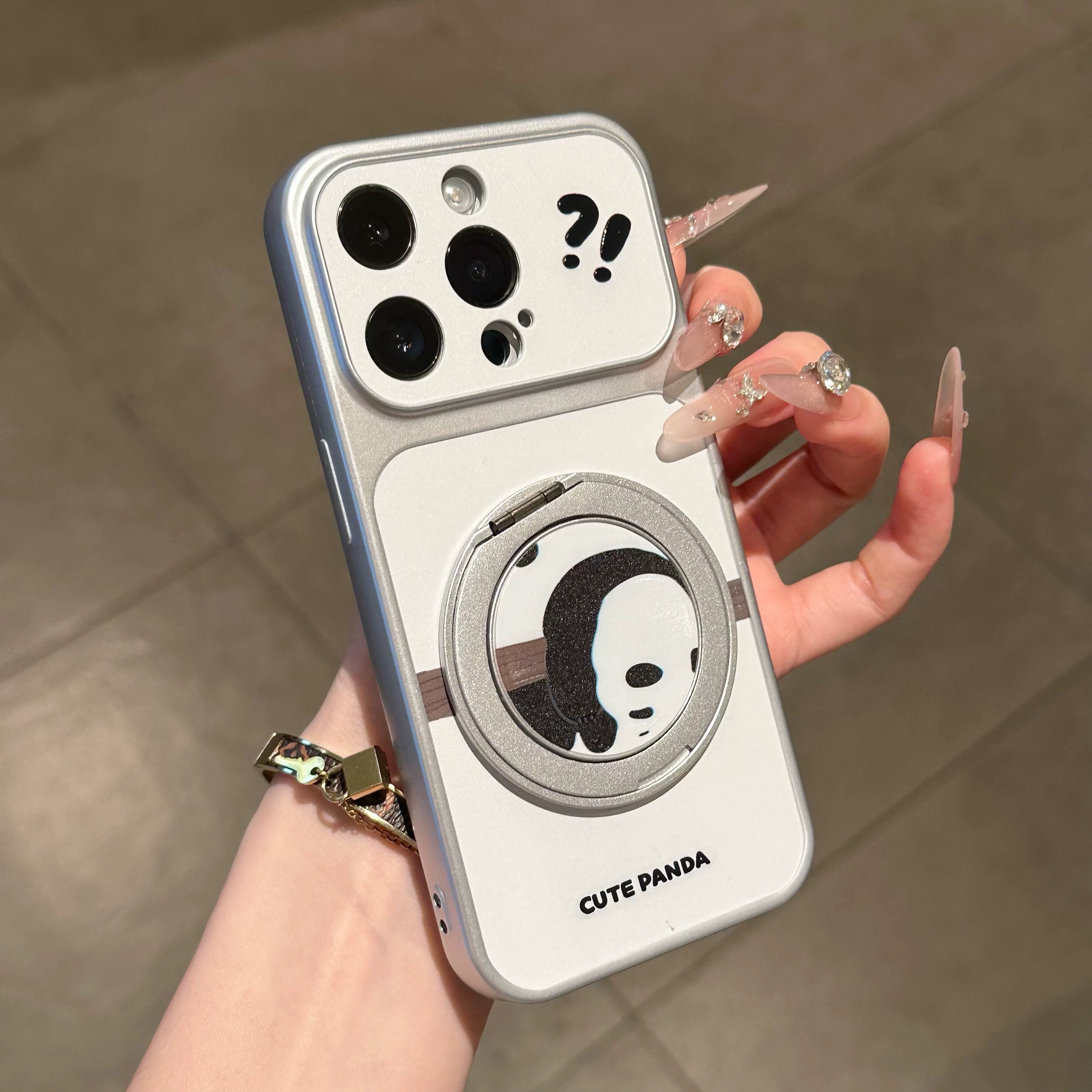 Ốp lưng gấu trúc đáng yêu kèm giá đỡ điện thoại_O88 (Iphone, Huawei, Honor, OPPO, Vivo, Xiaomi & Redmi)