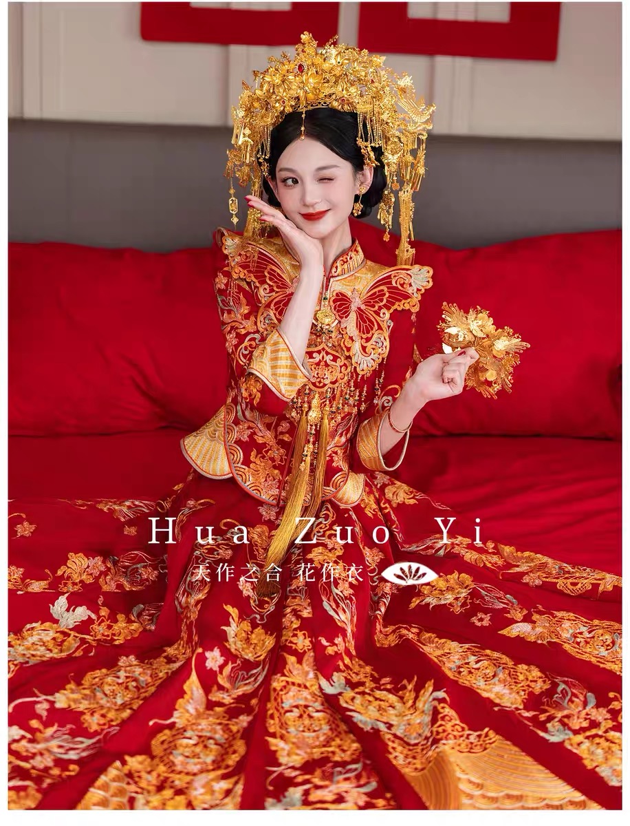 Sườn xám cưới Trung Hoa đỏ thêu họa tiết rồng phượng_I143
