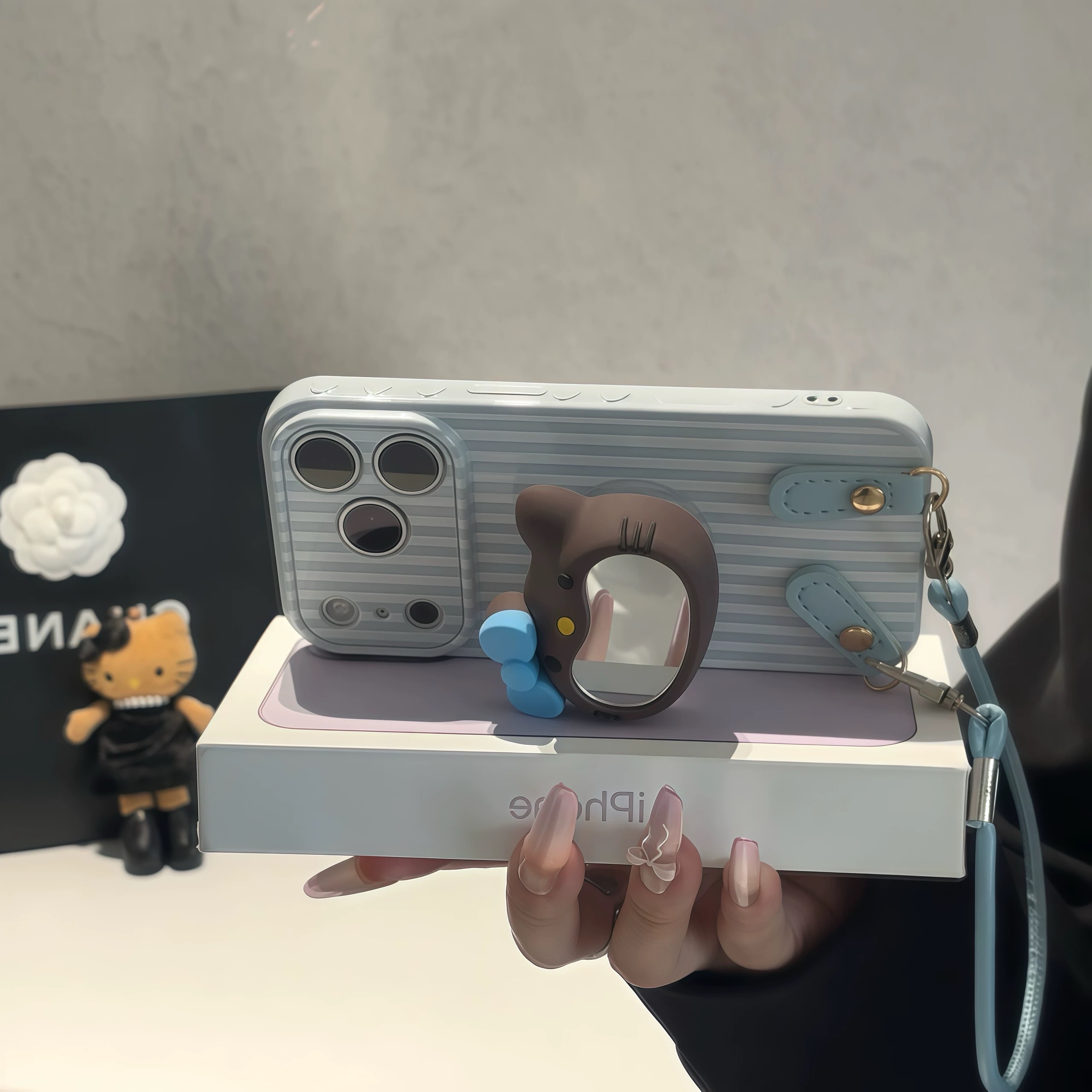 Ốp lưng Hello Kitty gương kèm dây đeo_O120 (Iphone, Huawei, Honor, OPPO, Vivo, Xiaomi & Redmi)