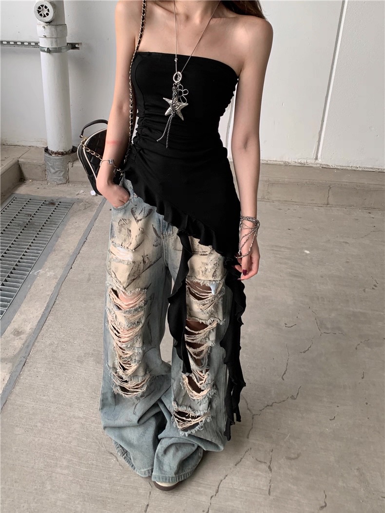 Áo quây ôm dáng phối quần jean rách phong cách streetwear_Q04