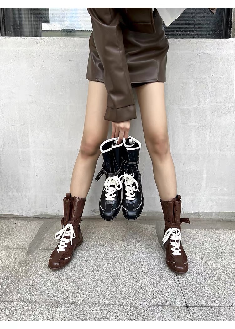 Giày boot cao cổ dây buộc phối khóa phong cách retro cổ điển_B01