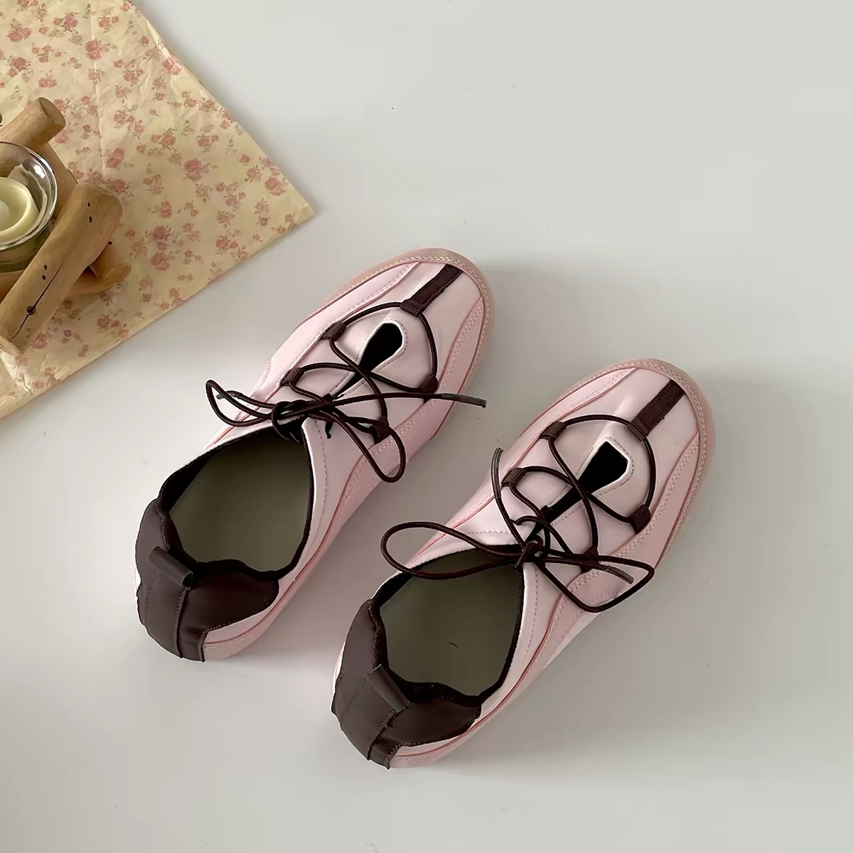 Giày sneaker dây rút nữ_S02