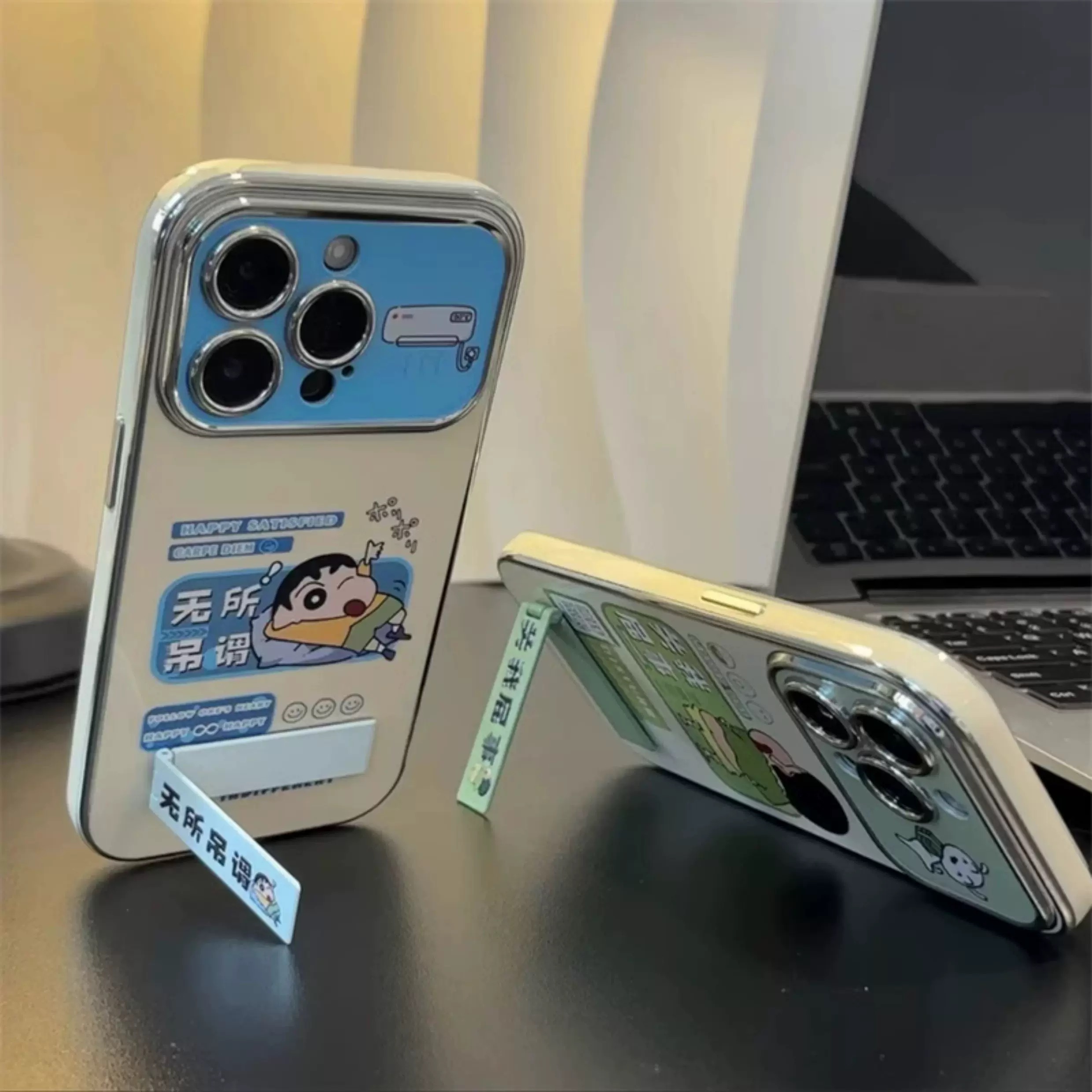 Ốp lưng Shin cậu bé bút chì kèm chân chống_O34 (Iphone, Huawei, Honor, OPPO, Vivo, Xiaomi & Redmi)