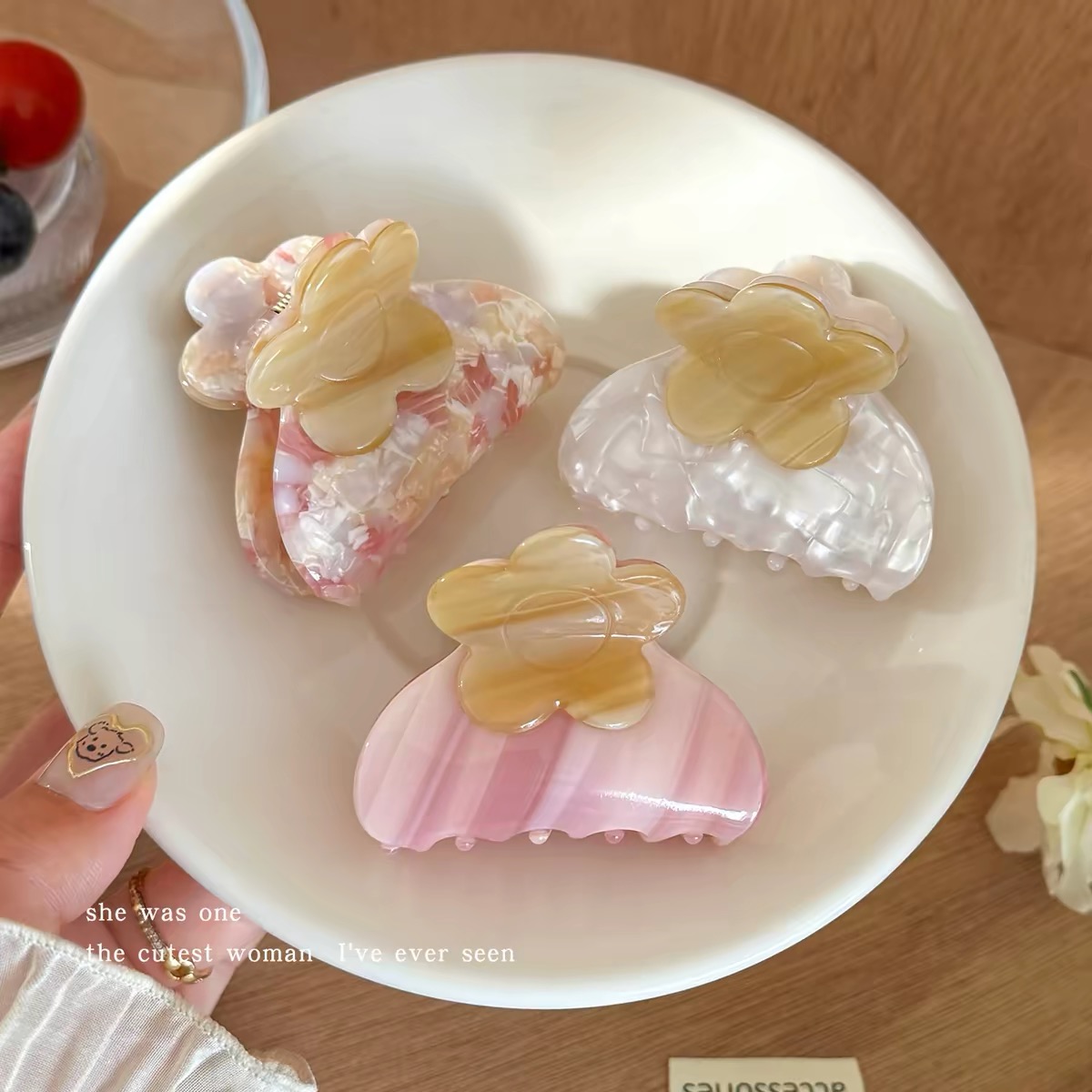 Kẹp tóc càng cua hoa trong suốt_T35