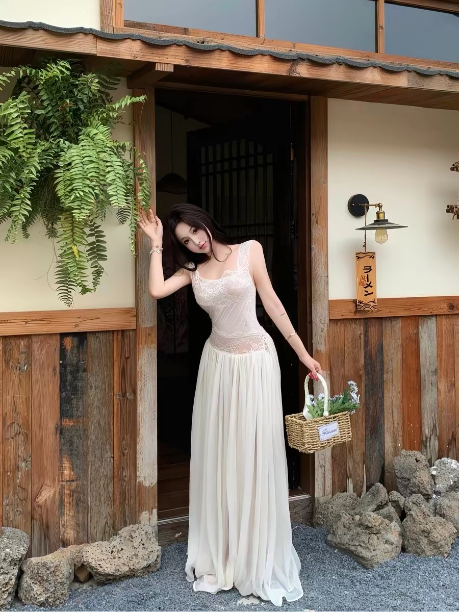 Váy hở lưng phối ren_Y42