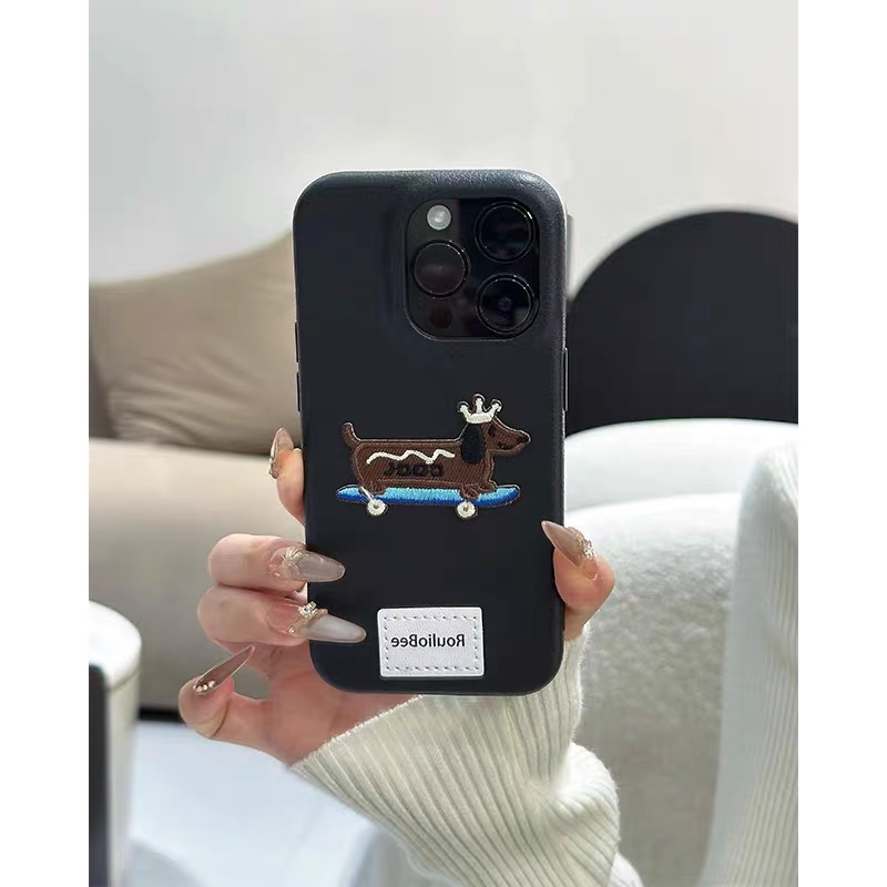 Ốp lưng điện thoại da mềm thêu hình cún kèm dây đeo_O195 (Iphone & Huawei)