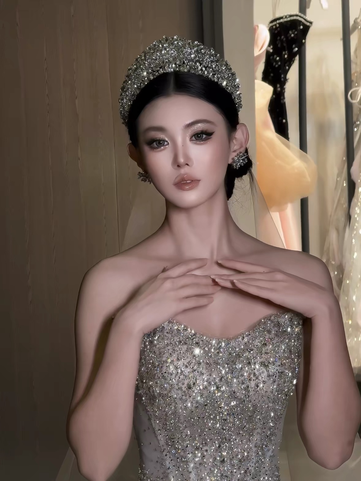 Cài tóc cô dâu vương miện đính đá pha lê_X22