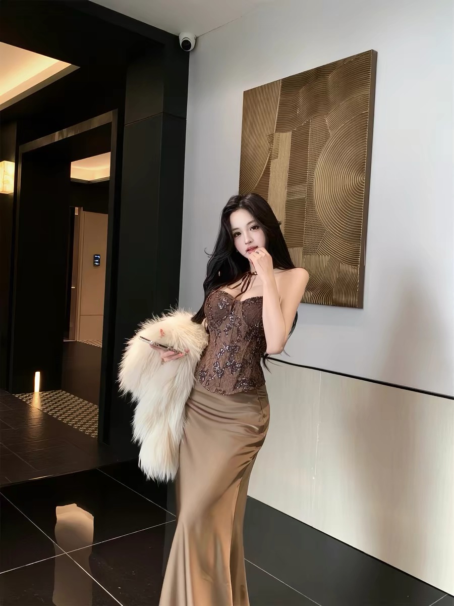 Áo corset ren phối chân váy lụa dài_V37
