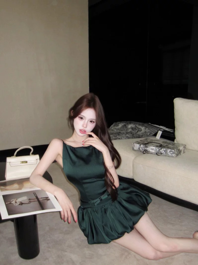 Váy ngắn ôm eo xòe nhẹ phong cách tiểu thư_Y20