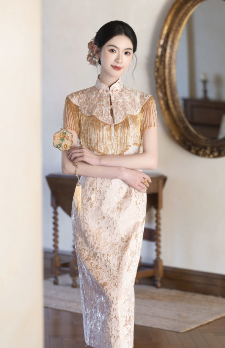 Sườn xám gấm ánh kim tua rua cổ điển_I66