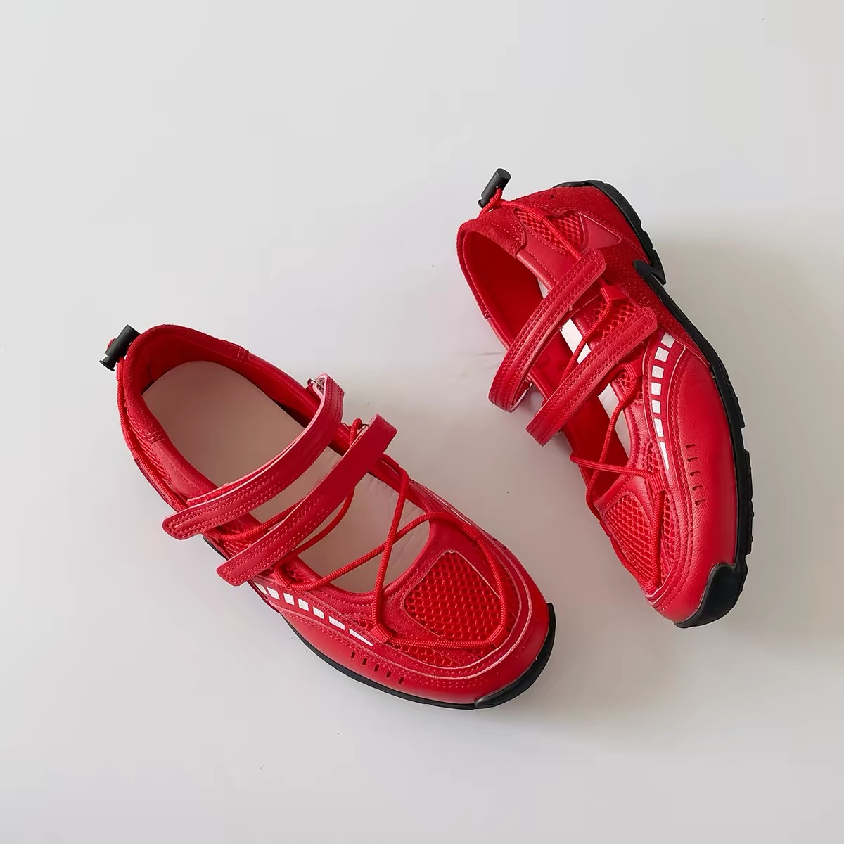 Giày sneaker quai dán phối dây đan phong cách thể thao_S06