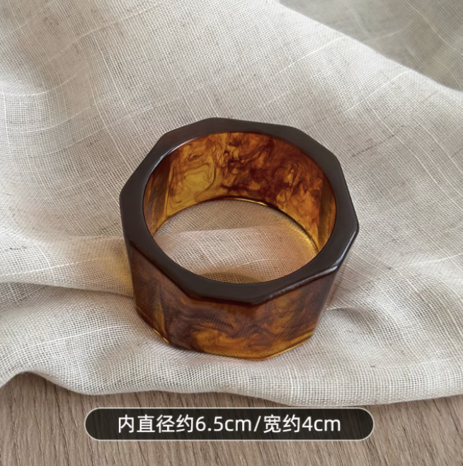 Vòng tay bản to vân đá_M01