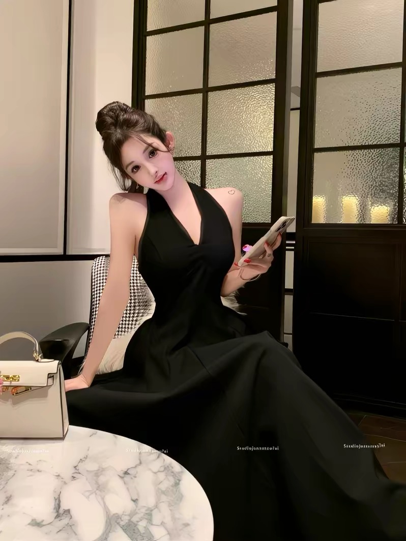 Đầm trắng cổ yếm dáng ballroom_Y41