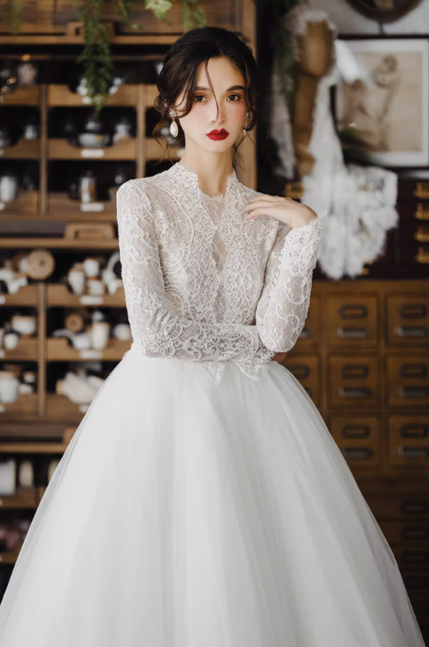 Váy cưới công chúa tay ren dáng bồng_I04