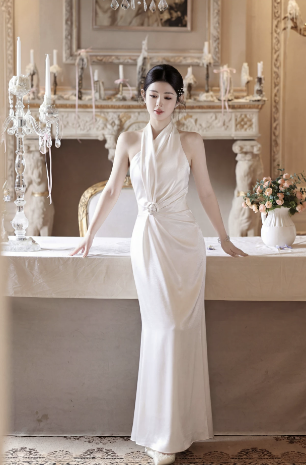 Váy lụa cổ yếm dáng dài thanh lịch_I57