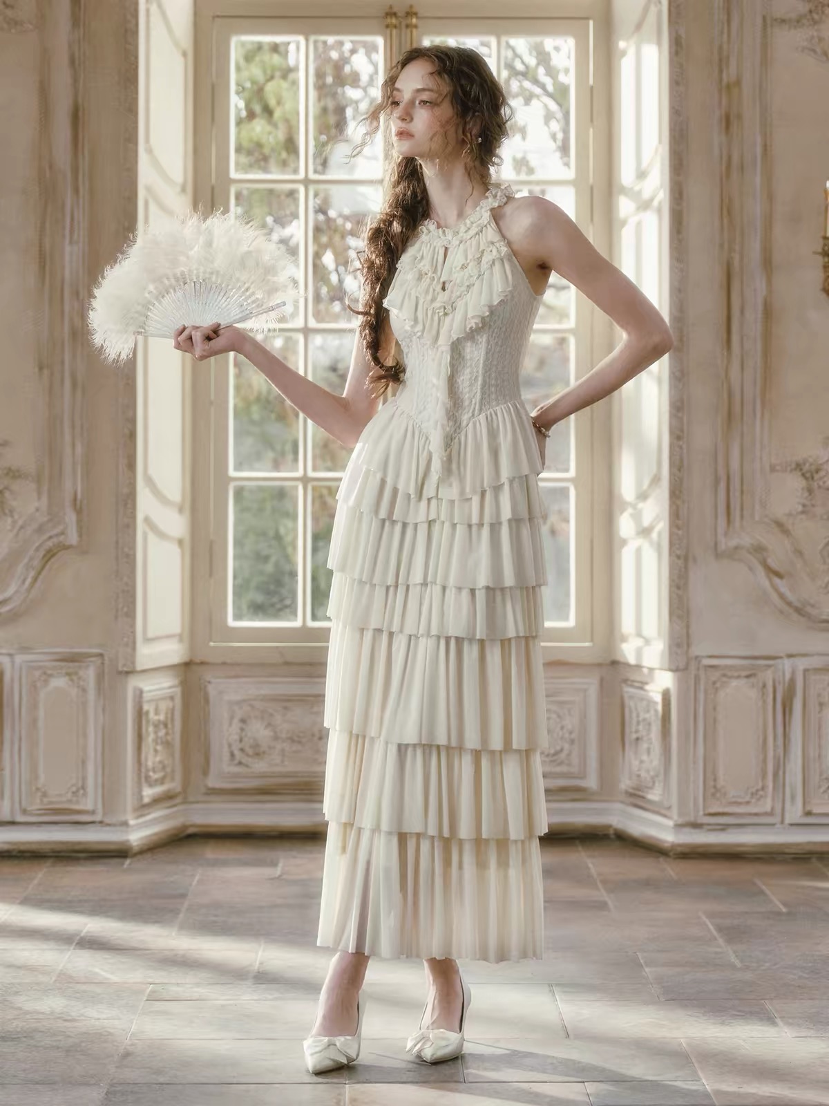 LaceMade váy tầng cổ yếm bèo nhún_Y101