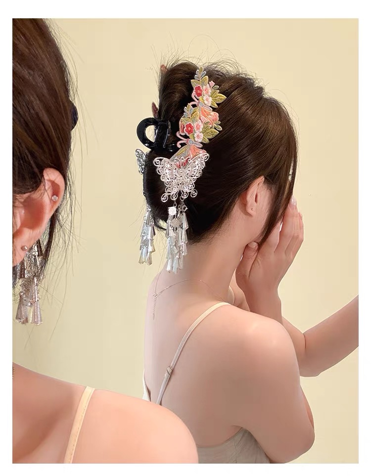 Kẹp tóc bướm thêu hoa tua rua phong cách cổ điển_T23