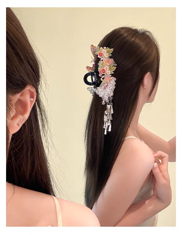 Kẹp tóc bướm thêu hoa tua rua phong cách cổ điển_T23