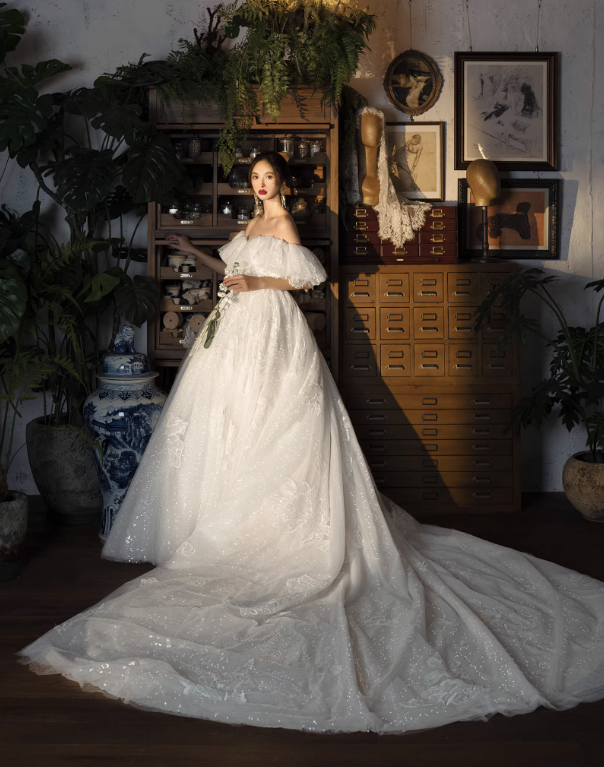 Váy cưới trễ vai form bồng sang trọng_I06