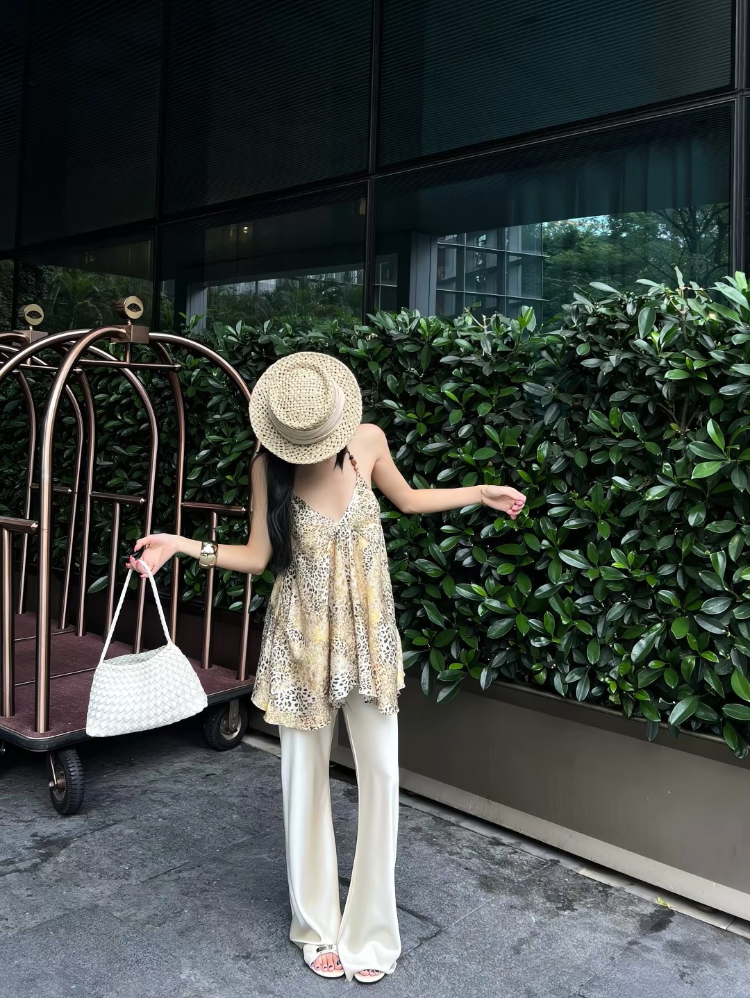 Áo hai dây họa tiết da báo quần suông_Q08