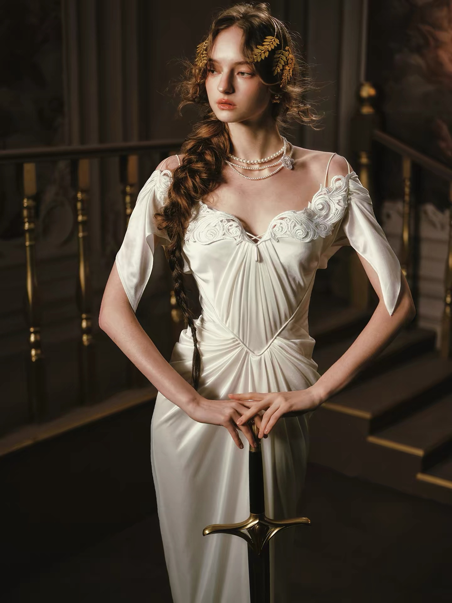 LaceMade váy ôm tay ngắn trễ vai xếp ly_Y102