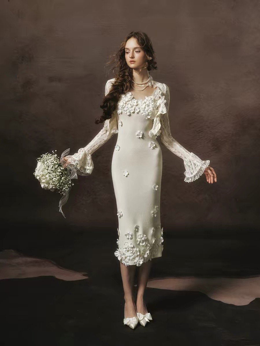 LaceMade váy len dáng ôm đính hoa_Y55