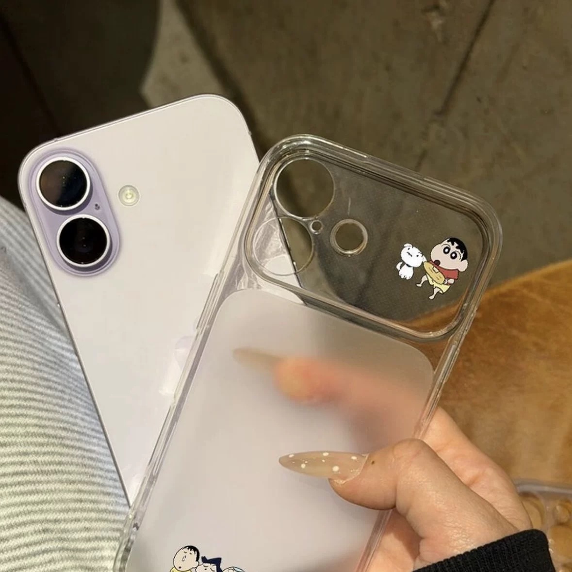Ốp lưng điện thoại Shin cậu bé bút chì_O145 (Tất cả các dòng Iphone)