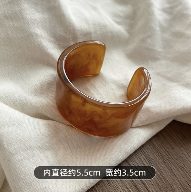 Vòng tay bản to vân đá_M01