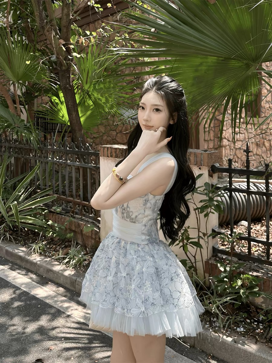 Váy ren cúp ngực dáng xòe_Y81