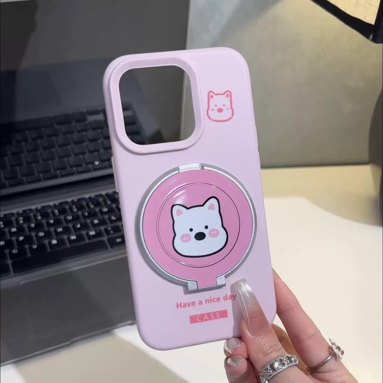 Ốp lưng mèo dễ thương kèm giá đỡ điện thoại_O25 (Tất cả các dòng Iphone)