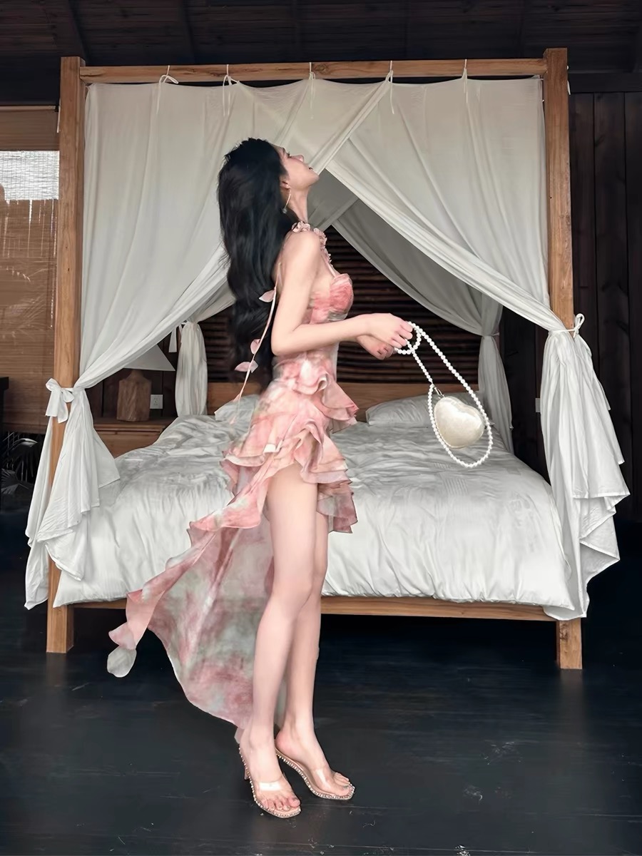 Váy lệch vai tầng đuôi dài_Y32