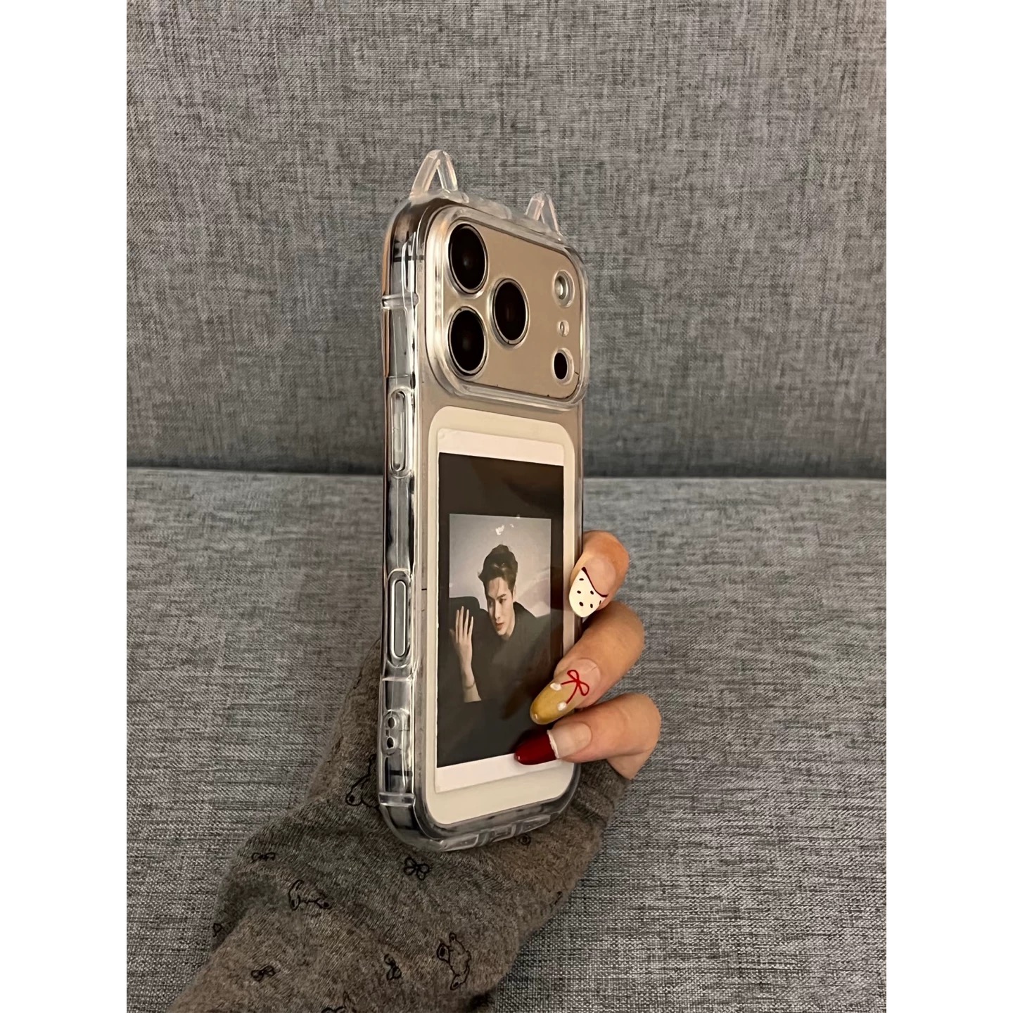 Ốp lưng tai mèo kèm khung ảnh_O104 (Tất cả các dòng Iphone)