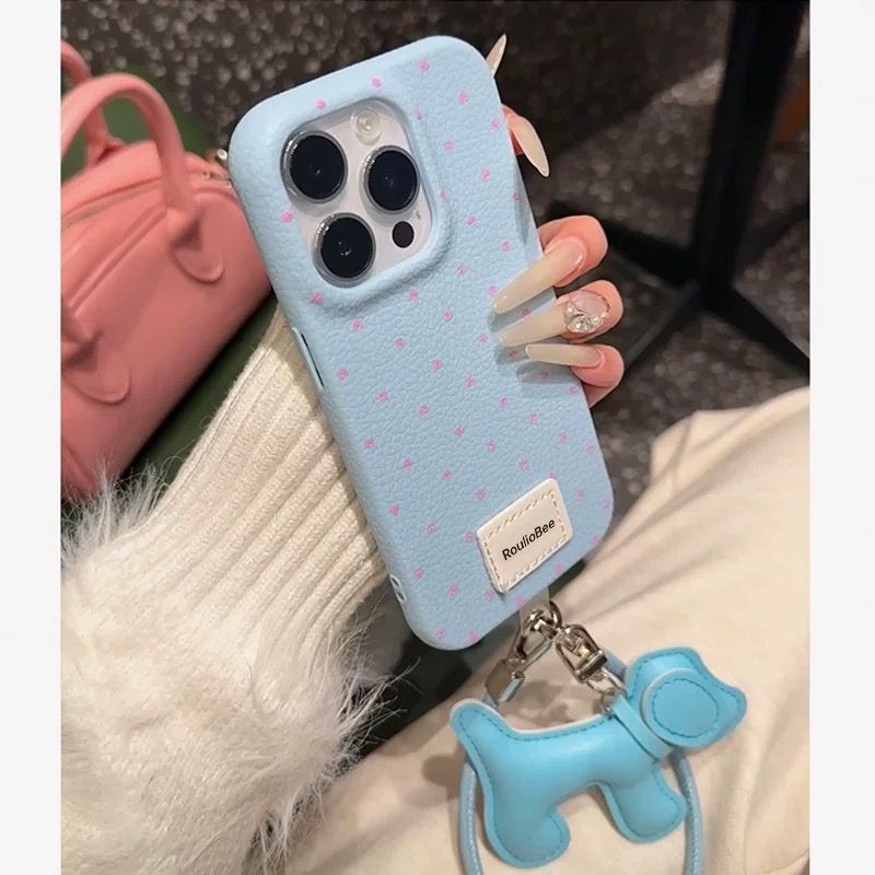 Ốp lưng chấm bi kèm charm chó_O52 (Iphone & Huawei)