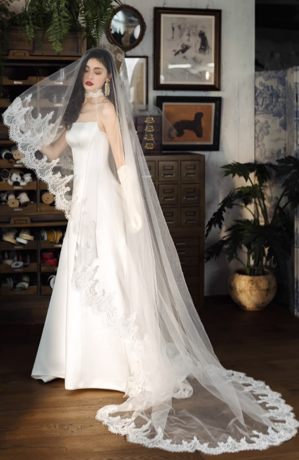 Váy cưới satin cổ ngang form A thanh lịch_I17