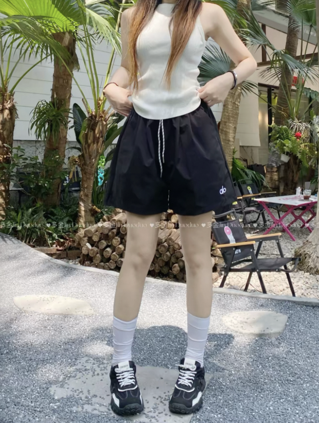 Quần short nữ thể thao lưng thun form suông thoải mái_Q02