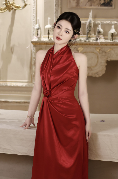 Váy lụa cổ yếm dáng dài thanh lịch_I57