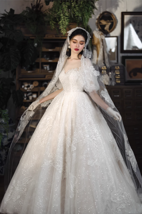 Váy cưới ren kim sa dáng công chúa bồng bềnh_I10