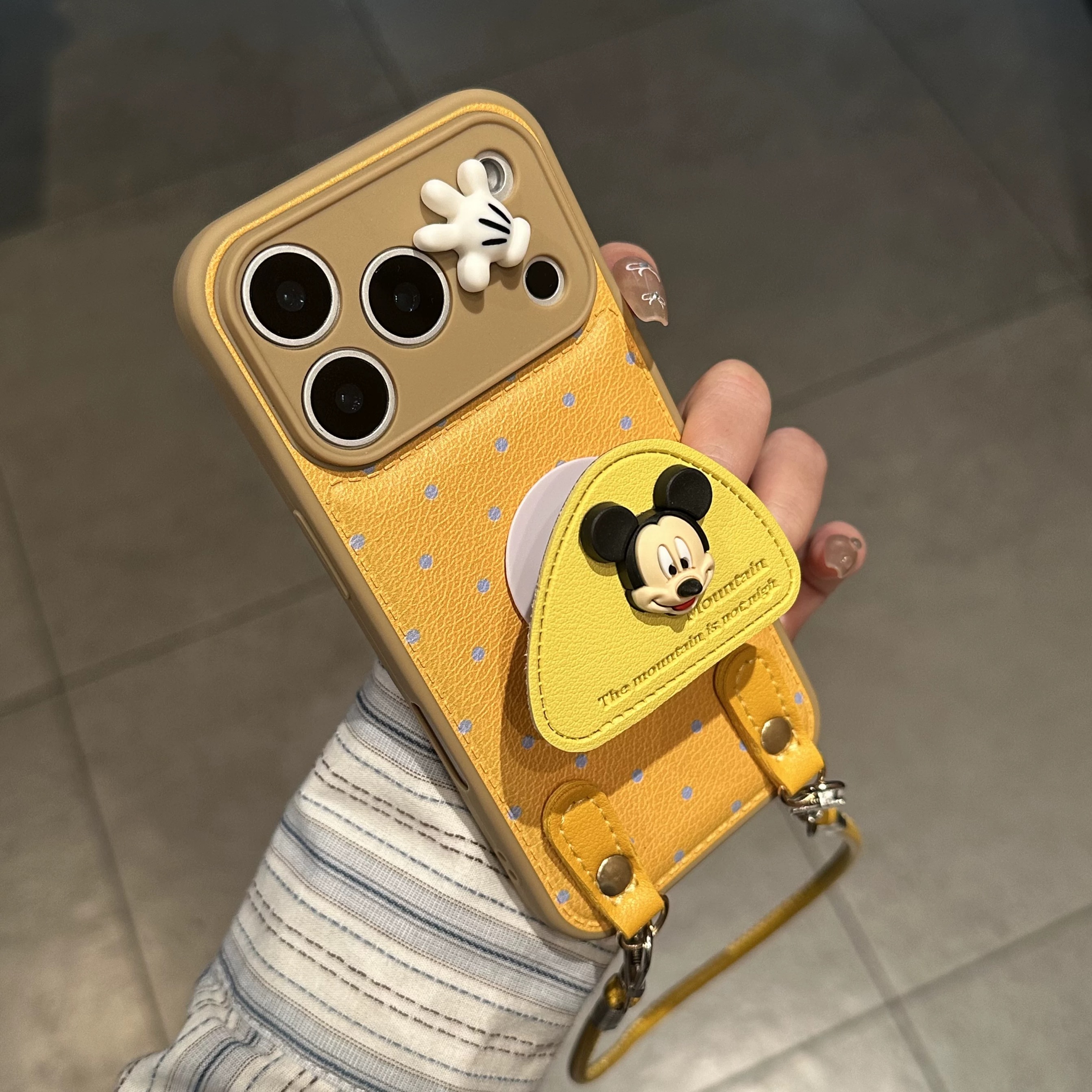 Ốp lưng da Mickey kèm dây đeo_O42 (Iphone, Huawei, Honor, OPPO, Vivo, Xiaomi & Redmi)