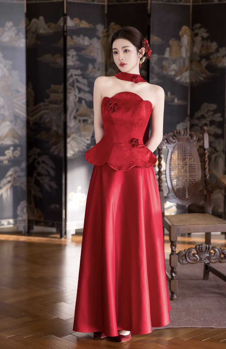 Sườn xám dáng dài cổ yếm sang trọng_I45