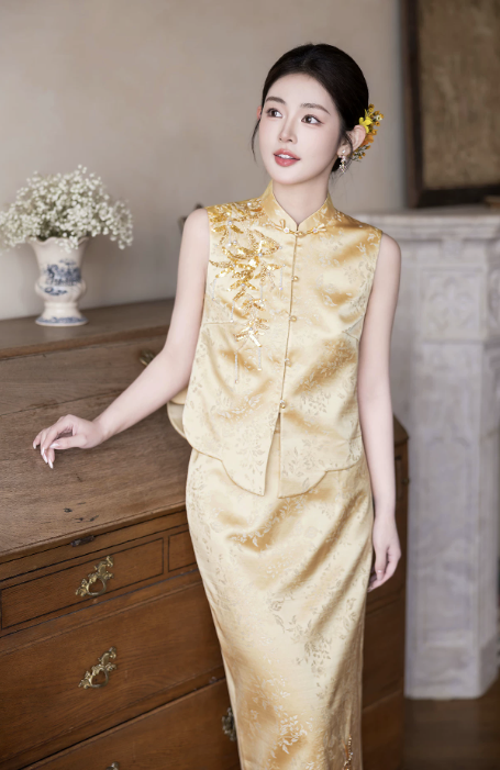 Sườn xám dáng ôm gấm dệt hoa sang trọng_I68