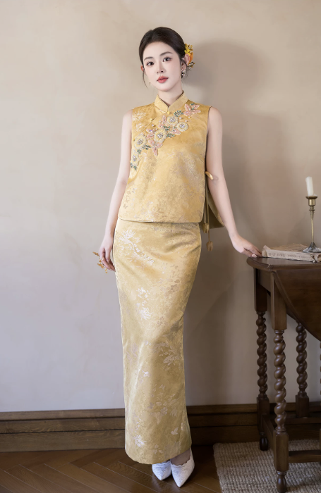 Sườn xám gấm ánh kim thanh lịch_I87
