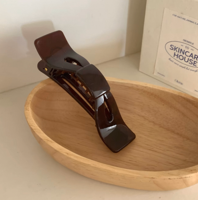 Kẹp chuối bản ngang hình nơ_T07