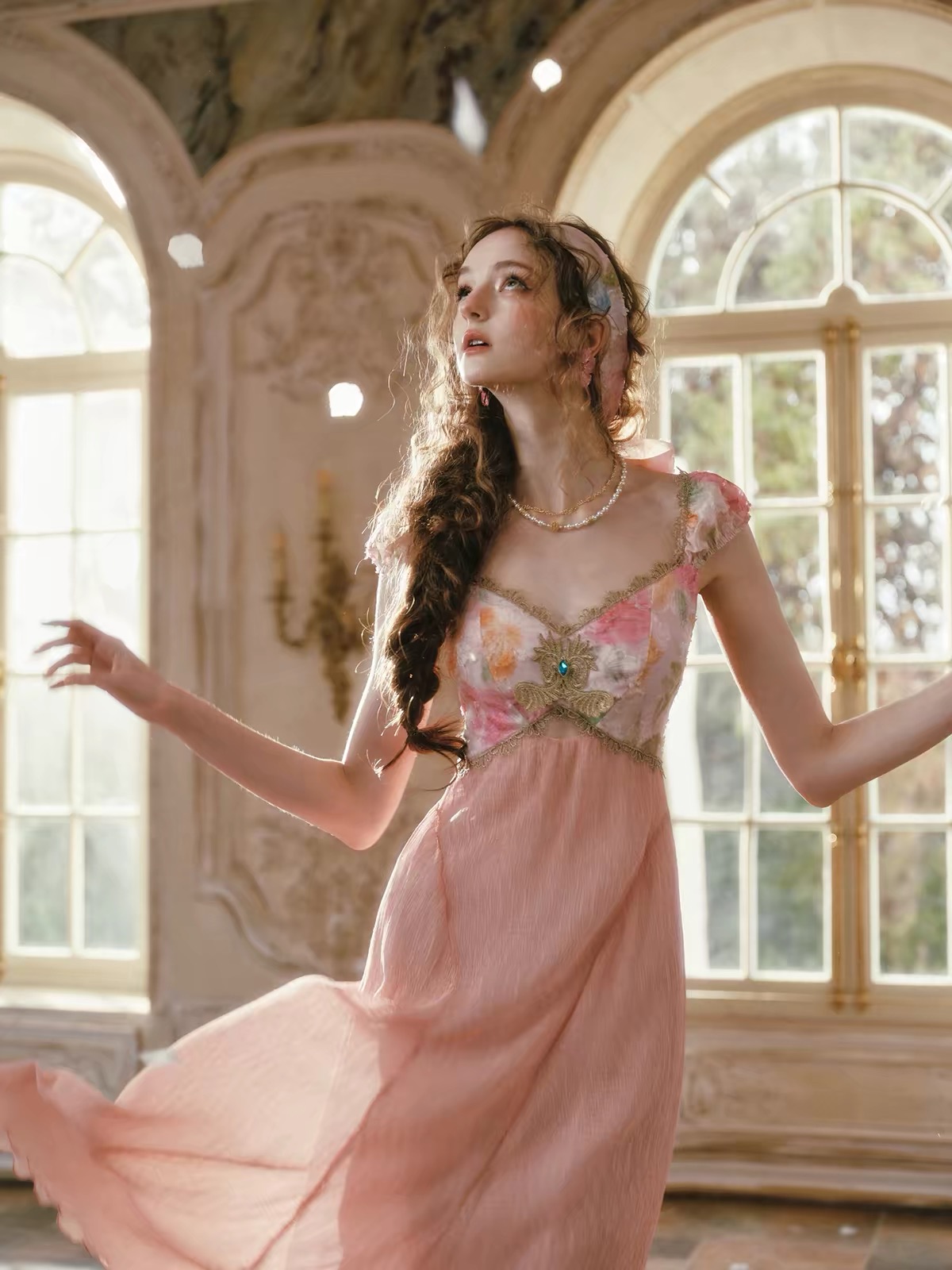 LaceMade váy dài cổ vuông tay ngắn nữ tính_Y110