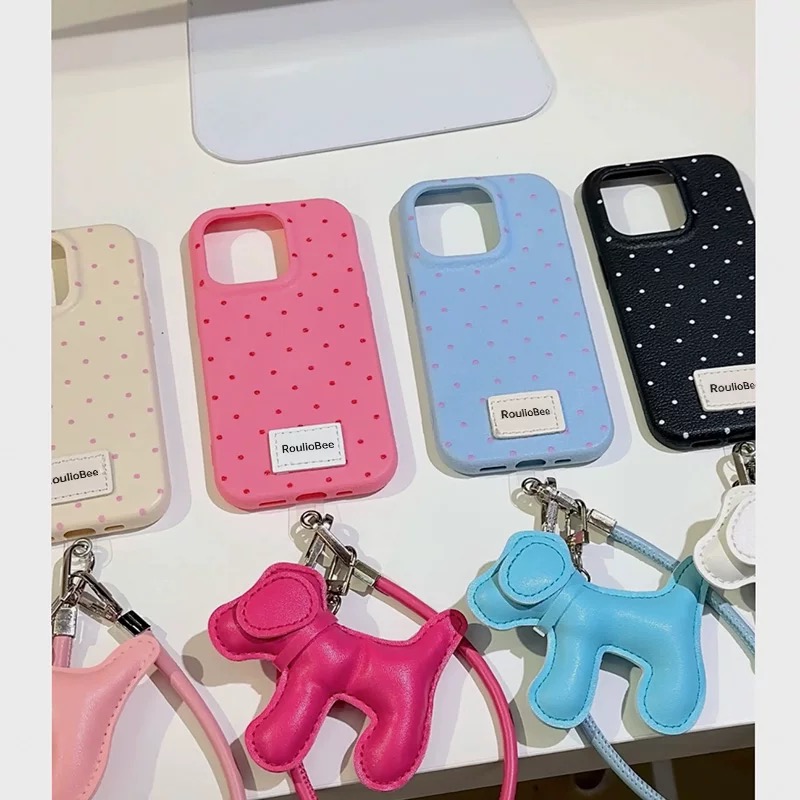 Ốp lưng chấm bi kèm charm chó_O52 (Iphone & Huawei)