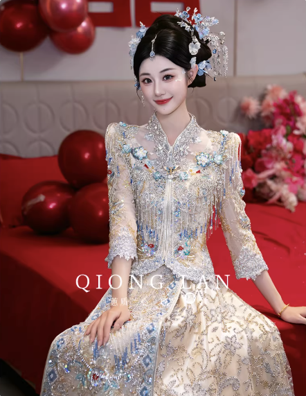 Váy cưới cổ trang thêu hoa tinh xảo_I47