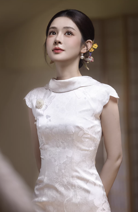 Sườn xám dáng dài nơ lưng sang trọng_I42